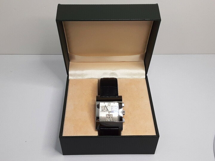 楽天市場】グッチ GUCCI 7700 Chrono クロノグラフ メンズ 腕時計 
