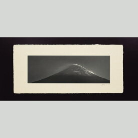 IGREBOW 山梨県 雲が湧き出す雄大な富士山｜アイグレボウ インテリアフォト ピクチャーアート 写真 スタイリッシュ モダン モノクローム モノクロ