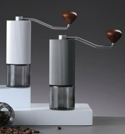 コーヒーミル　手動コーヒーミル 手挽きコーヒー 手動 携帯 アウトドア キャンプ 水洗い可能　軽量　S02