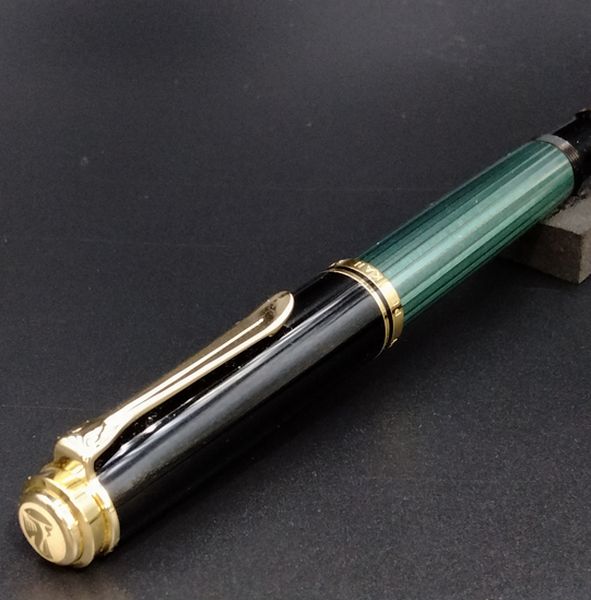 Pelikan ペリカン スーベレーン M600 グリーンストライプ 緑縞 ロジウム装飾14金ペン先 万年筆