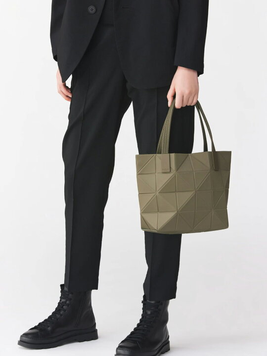 楽天市場】 バオバオ イッセイミヤケ BAO BAO ISSEY MIYAKE【TRACK 
