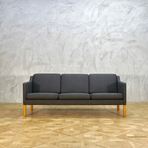 Borge Mogensen Model 2323 Sofa �{�[�G�E���[�G���Z�� ���B���e�[�W �r���e�[�W �k���Ƌ� �C���e���A ������� �k�� ���g�t�@�j�`���[ �\�t�@ ���r���O�\�t�@