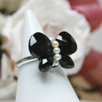 楽天市場】スワロフスキー（モチーフ蝶）（指輪・リング｜レディース  