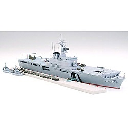 タミヤ 1/700 ウォーターラインシリーズ 31006 海上自衛隊輸送艦LST 