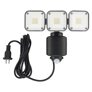 オーム電機|OHM ELECTRIC 防犯センサーライト3灯コンセント式4500ルーメン LS-A450W3