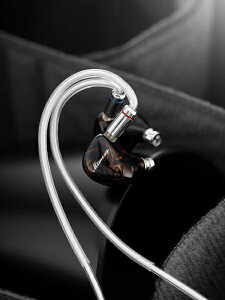 QoA�b�L���[�I�[�G�[ �C���z�� �J�i���^ �u���b�N Mimosa [�J�i���^ /��3.5mm �~�j�v���O]
