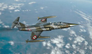 vbcbPLATZ 1/32 TF-104G X^[t@C^[ C^