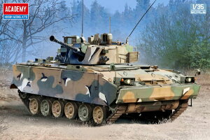 アカデミー|Academy Plastic Model 1/35 K21歩兵戦闘車