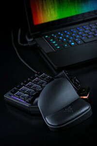 RAZER�b���C�U�[ ����p�Q�[�~���O�L�[�p�b�h ���X�g���X�g�t Tartarus V2 RZ07-02270100-R3M1 [�L��]