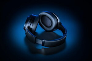 RAZER�b���C�U�[ Barracuda Pro - Wireless Gaming Headset with Hybrid ANC - FRML Packaging RZ04-03780100-R3M1 [���C�����X�iBluetooth�{USB-C�j /���� /�w�b�h�o���h�^�C�v]