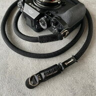 YOSEMITE｜ヨセミテ YOSEMITE CAMERA STRAP MAD BLACK 9mm 111cm 20047