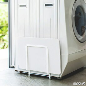 山崎実業｜Yamazaki プレート　マグネット珪藻土バスマットスタンド(Magnet Diatomaceous Earth Bath Mat Stand) ホワイト 3909