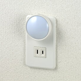 ELPA｜エルパ LEDセンサー付きナイトライト 明暗タイプ ホワイト PM-LA201(W) [白色 /コンセント式]