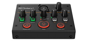 Roland�b���[�����h �f�X�N�g�b�v�p�h�b�L���O�E�X�e�[�V���� UVC-02