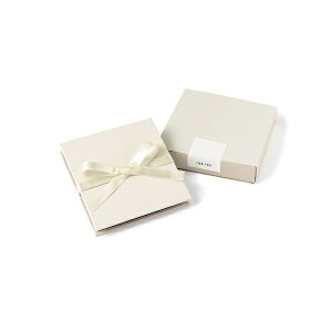 ����͏o�ŁbIROHA PUBLISHING BLOCK ALBUM �`�F�L WHITE [�t���[�A���o���p]