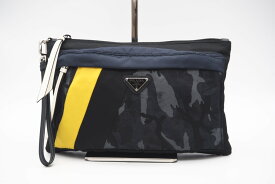 ☆安心の3大保証☆ Bランク ≪PRADA プラダ/クラッチバッグ≫ 2NH07D テスート×サフィアーノ シティーカモフラ ポシェット ブラック マルチカラー【中古】