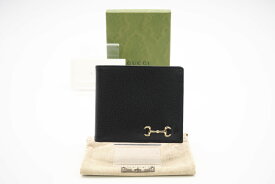 ☆安心の3大保証☆ Aランク ≪GUCCI グッチ/二つ折り財布≫ 700462 ホースビット 二つ折りコンパクトウォレット ブラック 極美品 送料無料【中古】
