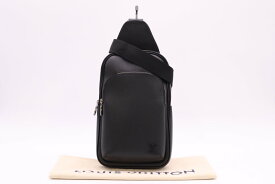 ☆安心の3大保証☆ Aランク ≪LOUIS VUITTON ルイ ヴィトン/ボディバッグ≫ M30863 タイガ アヴェニュー スリングバッグ ノワール 黒 極美品 送料無料【中古】