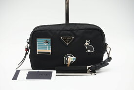 ☆安心の3大保証☆ Aランク ≪PRADA プラダ/ポーチ≫ 1NE021 ナイロン テスートスマルト ロゴポーチブラック マルチカラー 極美品 送料無料【中古】