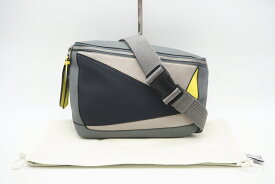★3日以内返品可★ LOEWE ロエベ 306.50.T57 カーフスキン PUZZLE グレー ブラック イエロー ボディバッグ【中古】