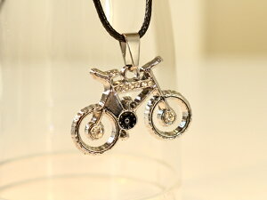 �}�E���e���o�C�N�iMTB�j�~�j�`���A ���]�� �l�b�N���X �����Y ���f�B�[�X ���]�ԃl�b�N���X �y���_���g �V���v�� �v���[�g �V���o�[ ���]�ԃ��`�[�t ���� ���C���X�g�[�� �J�W���A�� �v