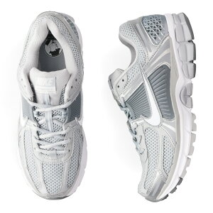 iCL NIKE Y[ { 5 Xj[J[ Y fB[X ZOOM VOMERO 5 O[ FJ4151-003