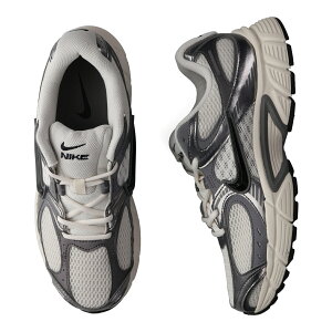 �i�C�L NIKE �X�j�[�J�[ �����Y ���f�B�[�X V5 RNR �V���o�[ HJ5228-009