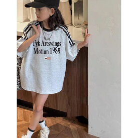 キッズ 子供服 Tシャツ トップス 女の子 男の子 tシャツ 半袖 夏 サイドライン ゆったり おしゃれ 英字 薄手 ジュニア キッズtシャツ ティーシャツ ティシャツ カジュアル オーバーサイズ 子供tシャツ 可愛いtシャツ 女の子服 女の子の服 女の子夏服 KUGA032(4色110-170)