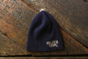 ��VOLCOM �{���R�����j�b�g�L���b�v ��MADE IN U.S.A.���L���b�vNAVY