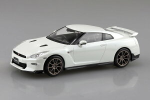 No.3-BW �j�b�T�� R35 NISSAN GT-R 2024 �u�����A���g�z���C�g�p�[�� �A�I�V�} 1/32 �U�E�X�i�b�v�L�b�g �v�����f��