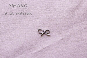 { `[iVo[j  {^ nhCh | L[z_[ Xgbv  ANZT[ 킢 sAX CO p[c Jgi[W ڂ ribbon fR[