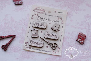 ボタン 木製 お裁縫 ミシン petit necessaire パーツ セット 糸 はさみ 裁縫セット ソーイング 装飾 飾り 可愛い デコレーション かわいい ハサミ 手芸 ハンドメイド カルトナージュ