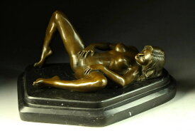 【送料無料】人気ブロンズ像 セクシーな裸女 Nino Oliviono 名品　インテリア　彫刻　銅像　インテリア家具　置物　彫刻　銅像　彫像　美術品フィギュア贈り物 プレゼント