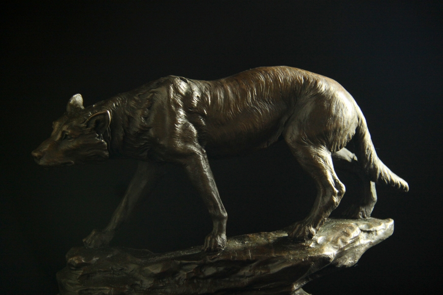 動物ブロンズ像 オオカミ 29cm 大名品Barye作 インテリア家具 置物 彫刻 美術品フィギュア贈り物 彫像 プレゼント 銅像 （訳ありセール格安） カタログギフトも