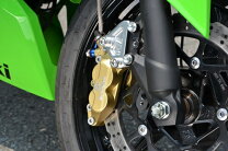 楽天市場】ninja250 キャリパーサポート ブレンボの通販