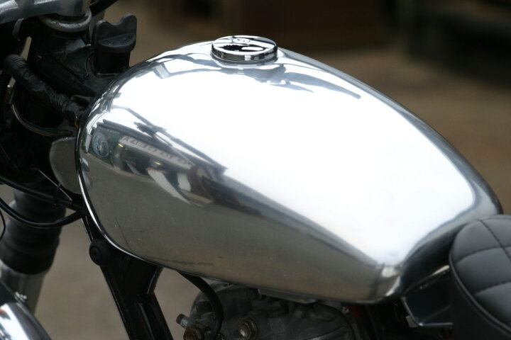 SR400 キャブ車 ロングピーナッツアルミタンク BIGCEDAR(ビッグシーダー) 通販 SR400 キャブ車 アルミマスタンク BIGCEDAR(ビッグシーダー)