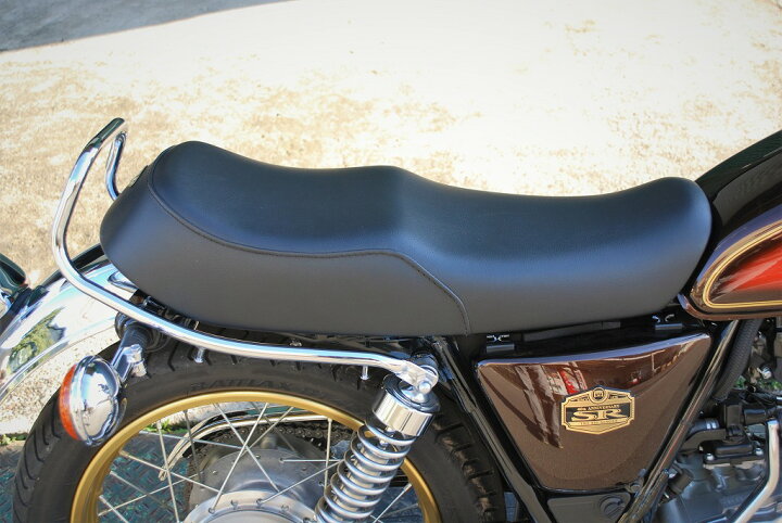 楽天市場】SR400 FI（10〜20年） 段付きシートB K＆H（ケイアンド 