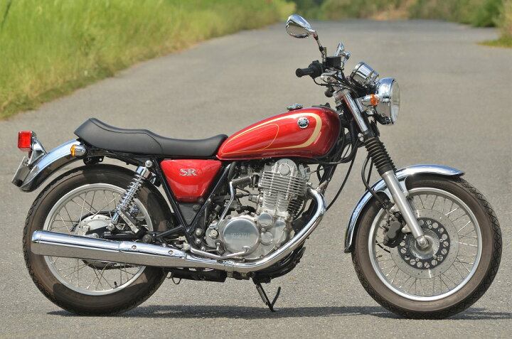 楽天市場】SR400 FI（10～20年） 段付きシートB K＆H（ケイアンド 