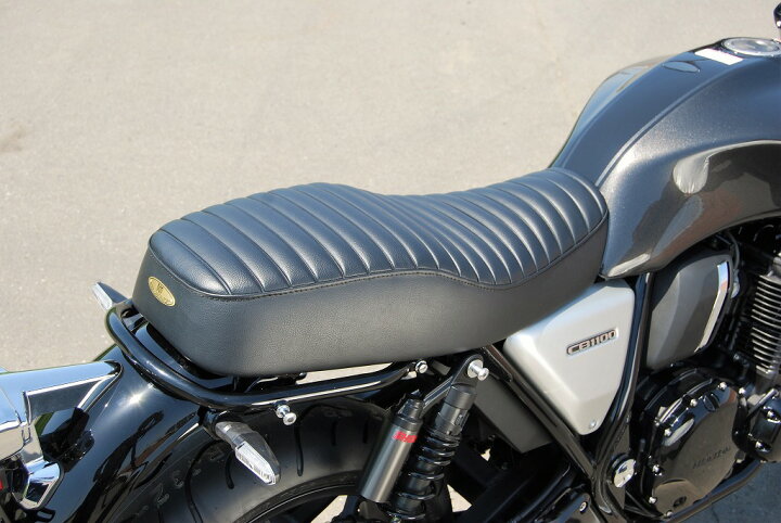 楽天市場】CB1100RS/CB1100EX（17年～ ） MIDダブルシートA タック 