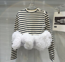 ヘムボリュームチュールボーダートップス ペプラムチュール 裾チュールボーダートップス チュール異素材ミックス 長袖 肩ボタン 大人可愛い 30代 40代 ファッション お出かけ 女子会 旅行 春 秋 CO5384 人気のデザインで快適な着心地のトレンドトップス