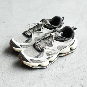 MERRELLij/SPEED ARC MATIS Xs[h A[N }eBX/SPEEDARCMATISy2025H~z