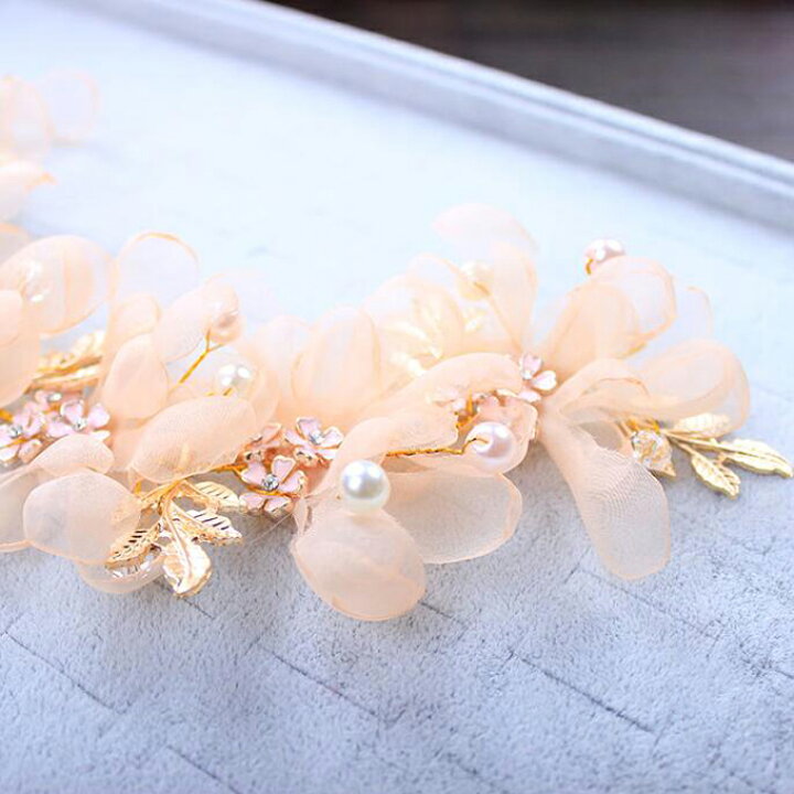 楽天市場】【送料無料】 カチューシャ 結婚式 ヘッドドレス 髪飾り ウェディング フラワーティアラ 花かんむり 白 花 フラワー ヘアアクセ ウエディング ブライダル 小物 ヘッドドレス 花飾り ウェディングアクセサリー 【ライトシャンパン ホワイト レッド ピンク ... 楽天市場】【送料無料】 カチューシャ 結婚式 ヘッドドレス 髪飾り ウェディング フラワーティアラ 花かんむり 白 花 フラワー ヘアアクセ ウエディング ブライダル 小物 ヘッドドレス 花飾り ウェディングアクセサリー 【ライトシャンパン ホワイト レッド ピンク ...