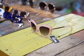 【国内正規品】サングラスReality 【リアリティ】NEWMAR Pink SUNGLASS アイウェア ファッションアイテム メガネ 眼鏡 メンズ レディース