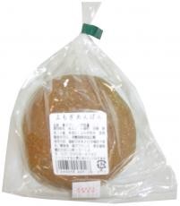 天然酵母パンです。 ザクセン よもぎあんぱん １個