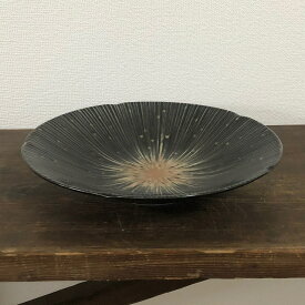 美濃焼 単売 ギフト対象外千段十草 深皿24.5センチ ブラック【径24.5x高5cm】線段 十草 とくさ 大皿 カレー皿 一品 ベージュ 美濃焼 食器 和食器 おしゃれ シンプル 人気 風花 花凛 ブルーム