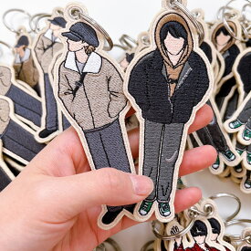 ♯OOTD 空港ファッション 刺繡キーホルダー ジョングク　グク ジミン ジン ソクジン タグ