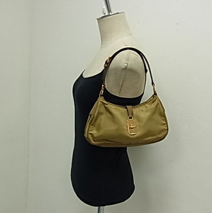 楽天市場】【中古】◇三越正規店購入◇プラダ◇レザー切替ショルダー  