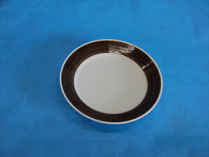 yRz `̎`@v[gi@)@(ZsA)ij18,5cm2,8cm