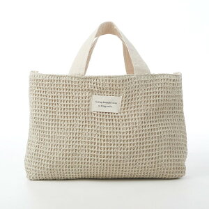 �y���[�zbeej �r�[�Wbeej_Waffle Square Totebag ���b�t���X�N�G�A�g�[�g�o�b�O Beige Gray White �x�[�W�� �O���[ �z���C�g �� 26ss-pwmi-it-002�y2026SS�V��z��3��15�����ׁ�