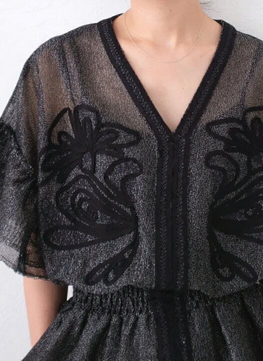 Hella ヘラ<br>sheer volume tops シアーボリュームトップス h251-06 